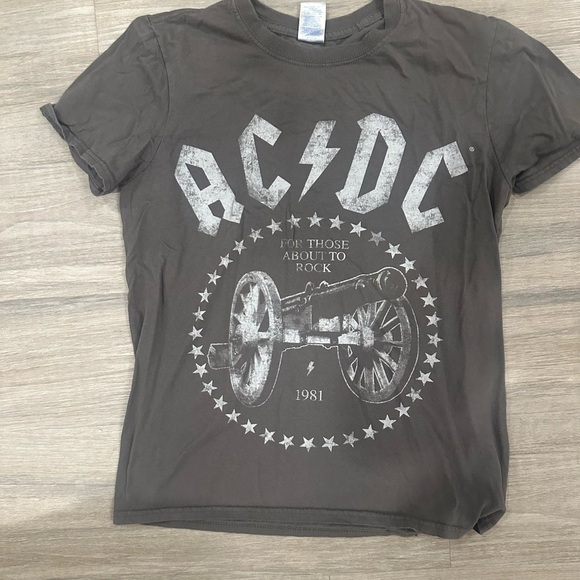 Tops - For Those About To Rock T-Shirt
AC/DC